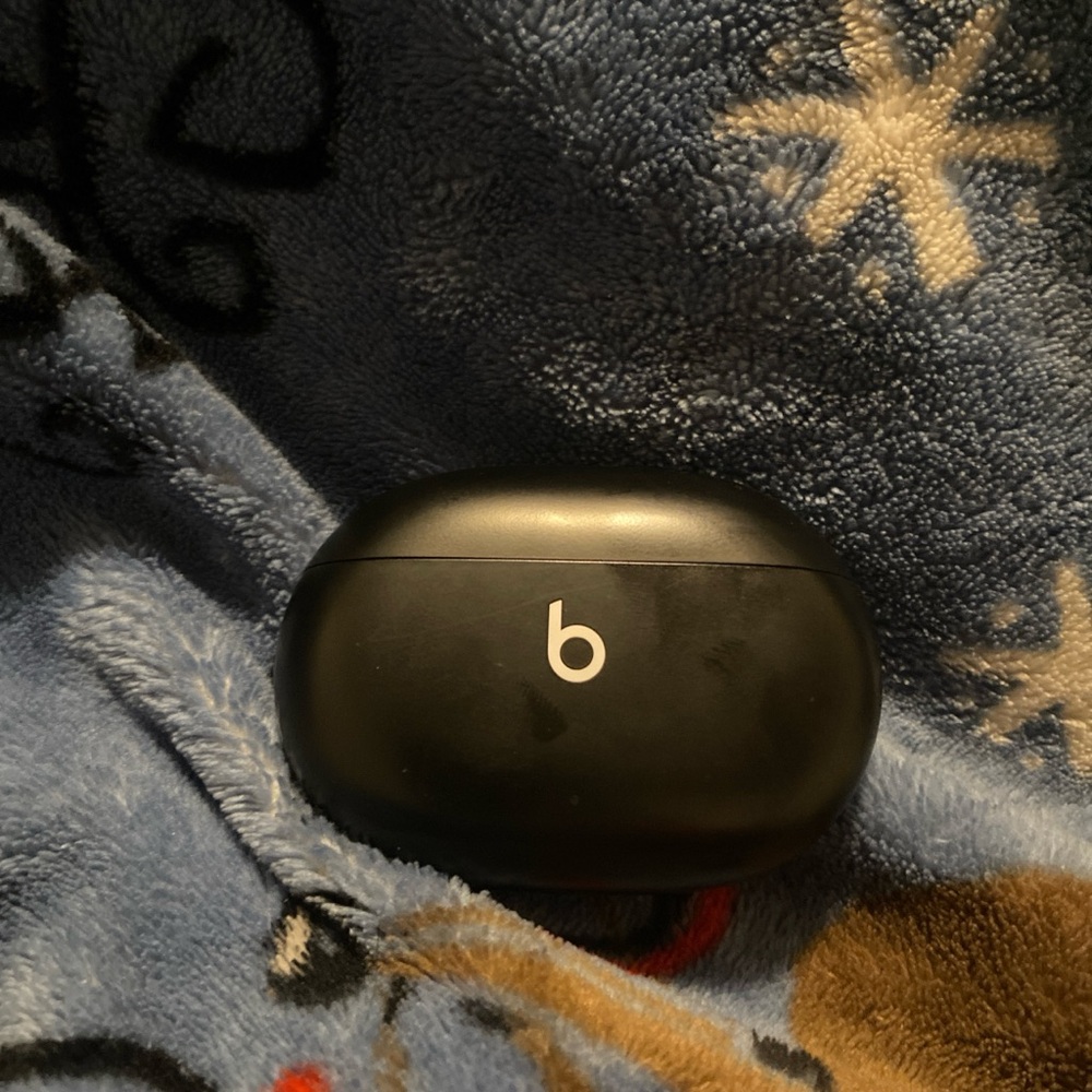 Beats by Dre Black Earbud Headphones